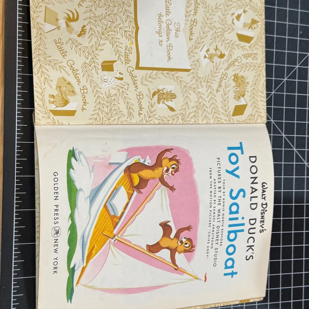 Walt Disney‎ Donald Duck's Toy Sailboat Little Golden Book 1954 8th Print D40